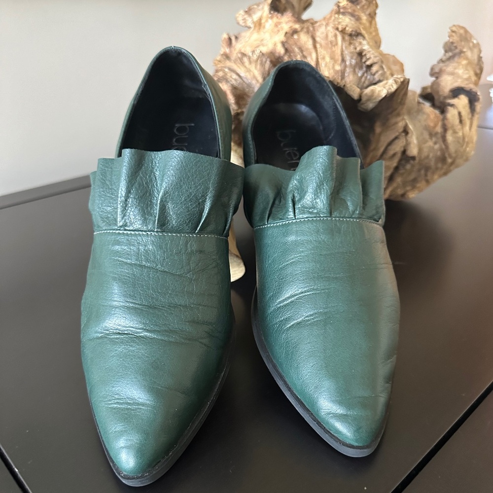 Bueno Green Ruffled Leather Loafers - Size 39 (US 8.5/9)
